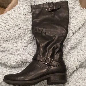 Black boots Sz 8